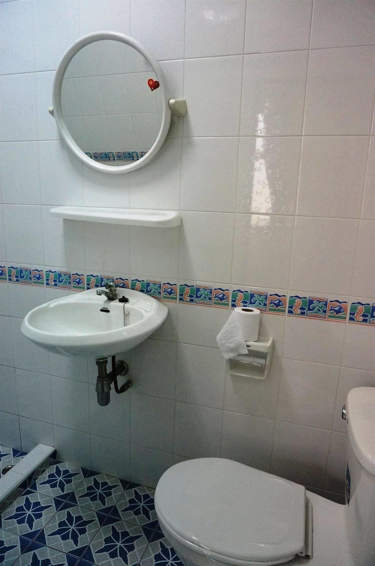Celtic Inn Guest House Хуа Хин Екстериор снимка